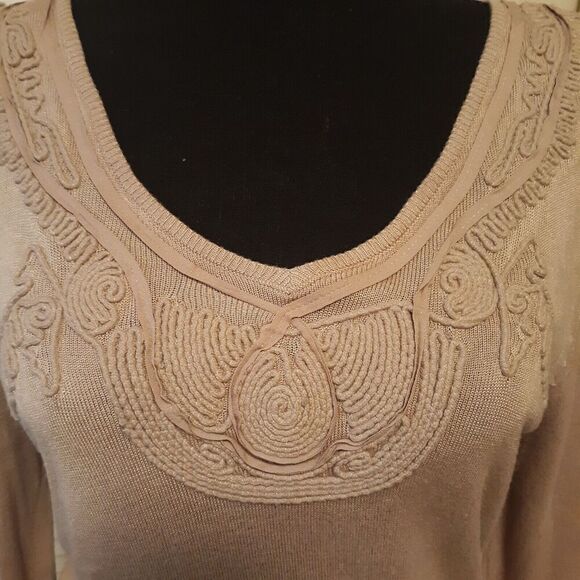 Kenar Long Sleeve Scoop Neck Top with Embroidered Trim Women's Sz M Tan on Tan - Picture 2 of 5